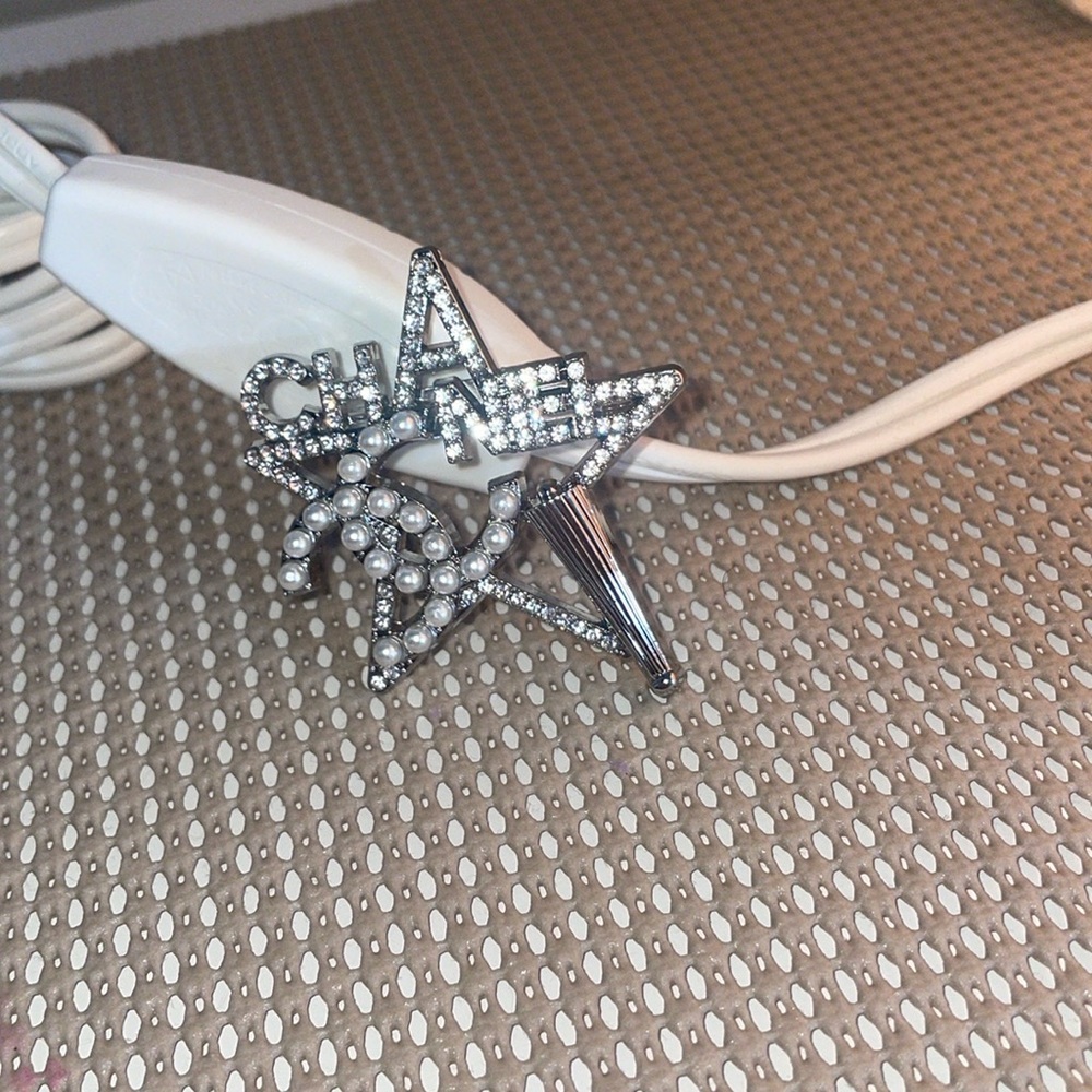 New Fashion broach